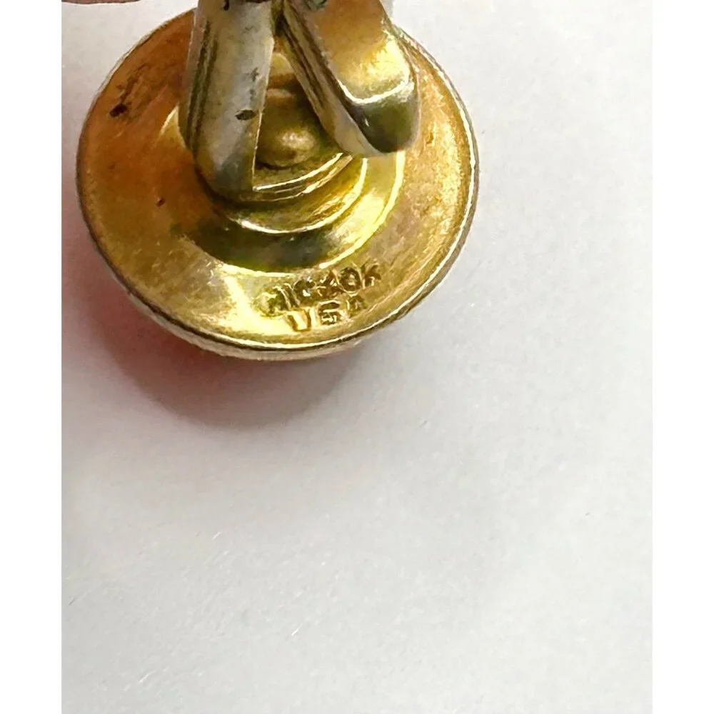 Vintage Hickok USA Cufflinks‎ Gold Tone Red Glass Cabochon Signed